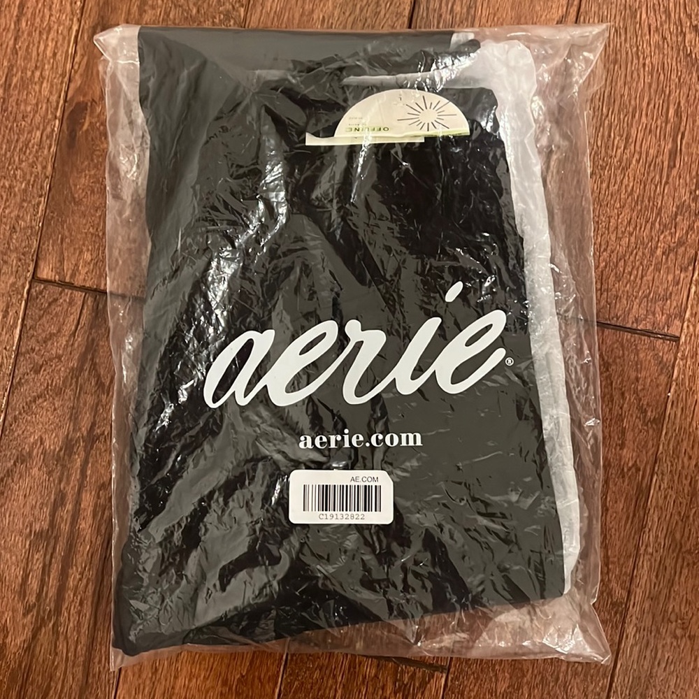Aerie Offline Real Me 7/8 Leggings Black Size Large